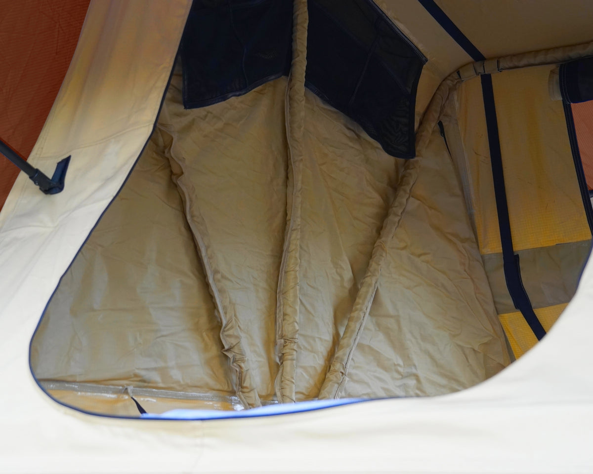 dachzelt mit dachfenster VELA Dachzelt