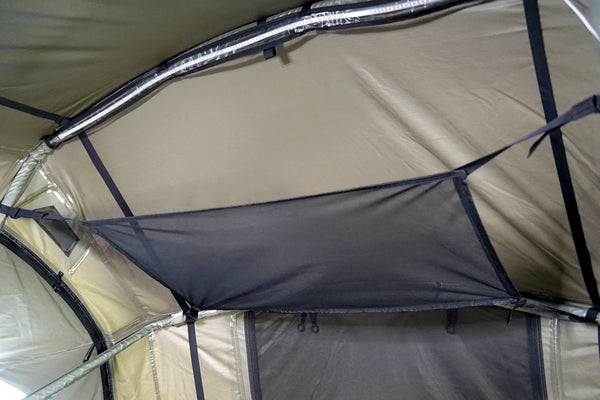 Vela Dachzelt Pro SRT160 Gepäcknetz im Zeltinnern.