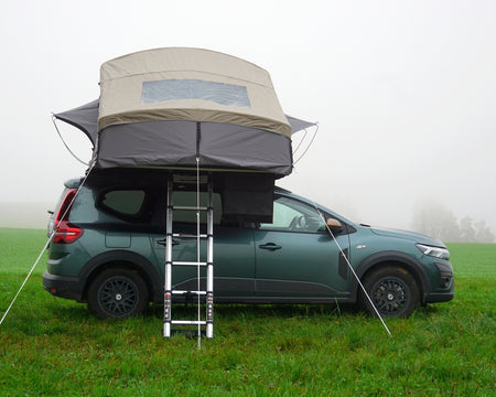Vela Dachzelt Pro Max SRT190 auf Dacia Jogger Auto montiert.