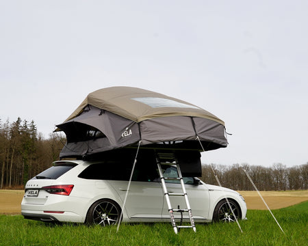 Vela Dachzelt Pro Max SRT190 auf Skoda Superb Auto montiert.