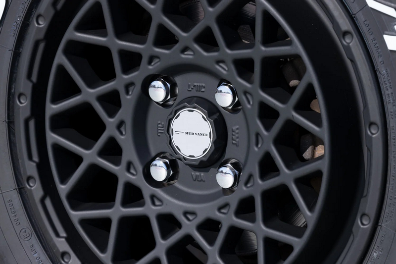 Detailfoto von Komplettrad Felgen WEDS Adventure Mud Vance 09 mit Pneu.