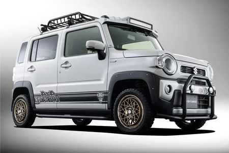 Kompletträder und Felgen WEDS Adventure Mud Vance 09 an einem Suzuki Auto.