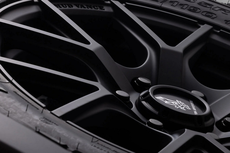 Detailfoto von Komplettrad Felgen WEDS Adventure Mud Vance SD mit Pneu.